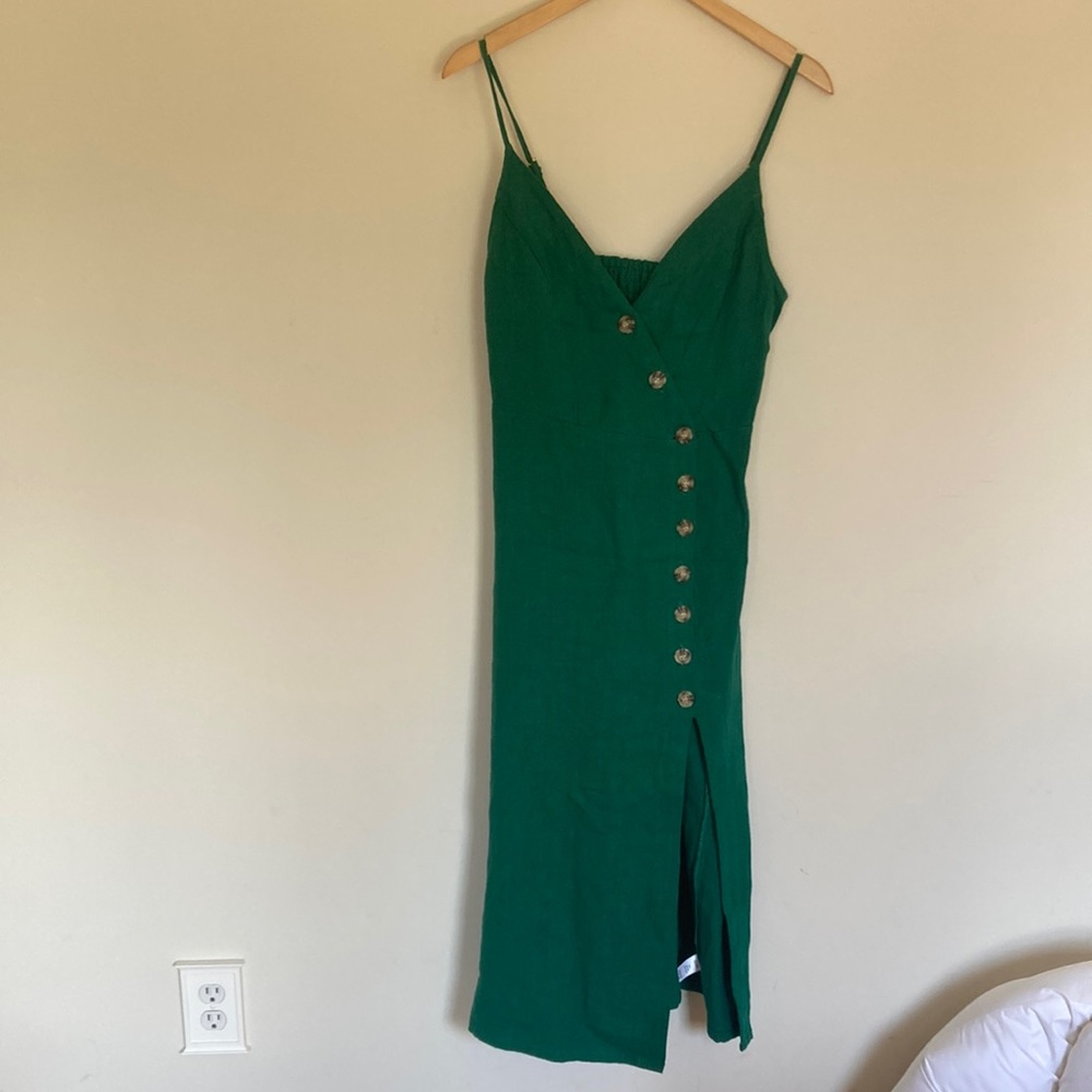Linen cotton green button dress